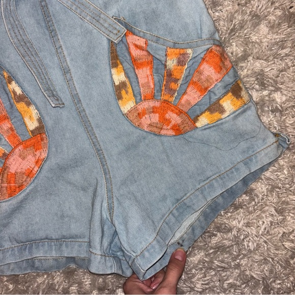 Chasing Unicorns Waiting for the Sun Overall Size Small - Picture 5 of 9